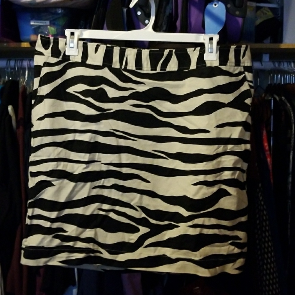 Zebra print pencil skirt